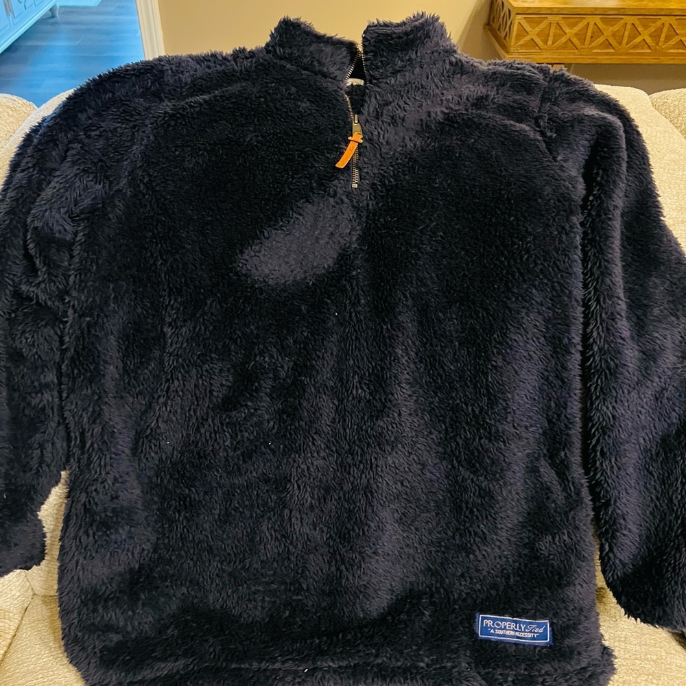 Properly Tied, navy fleece pullover! Size large. Only wore once, like new!
